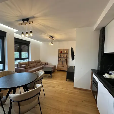 Апартаменты Kraljeve Kapije *